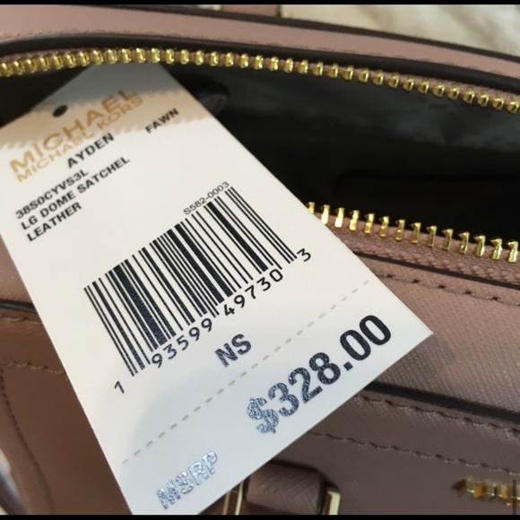 Micheal Kors Purse - Picture 4 of 5